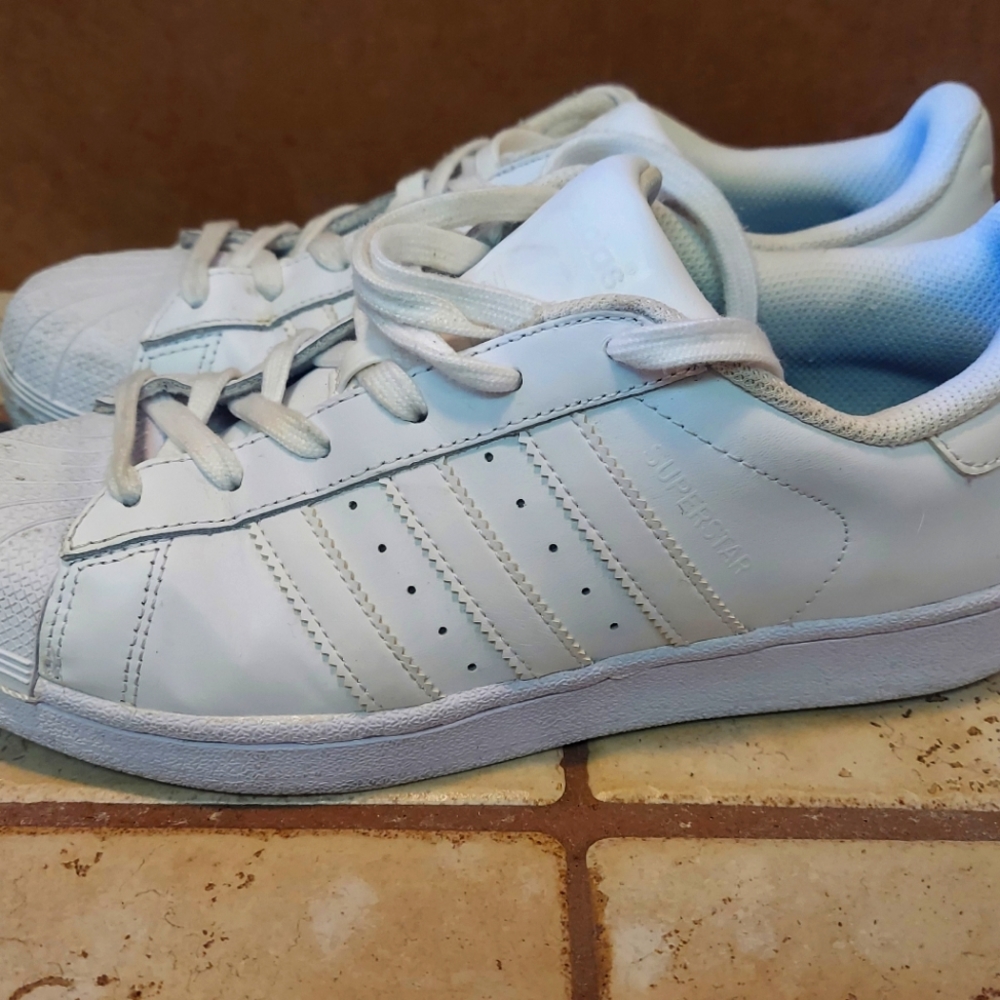 Adidas Superstar